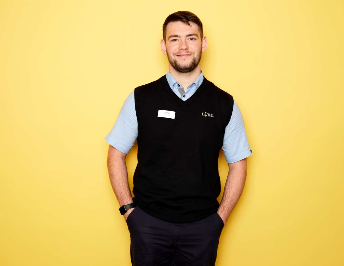 Store - DSM (yellow background)